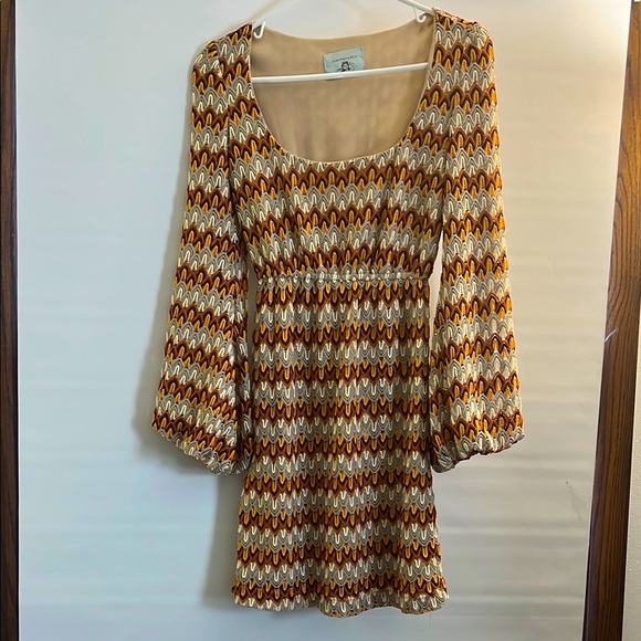 Judith March dress retro style. Amazing sleeves and fabric. - Picture 1 of 10